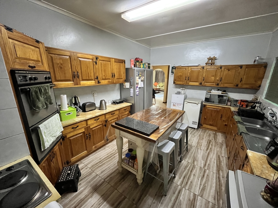 5 Bedroom Property for Sale in De Zoete Inval Western Cape